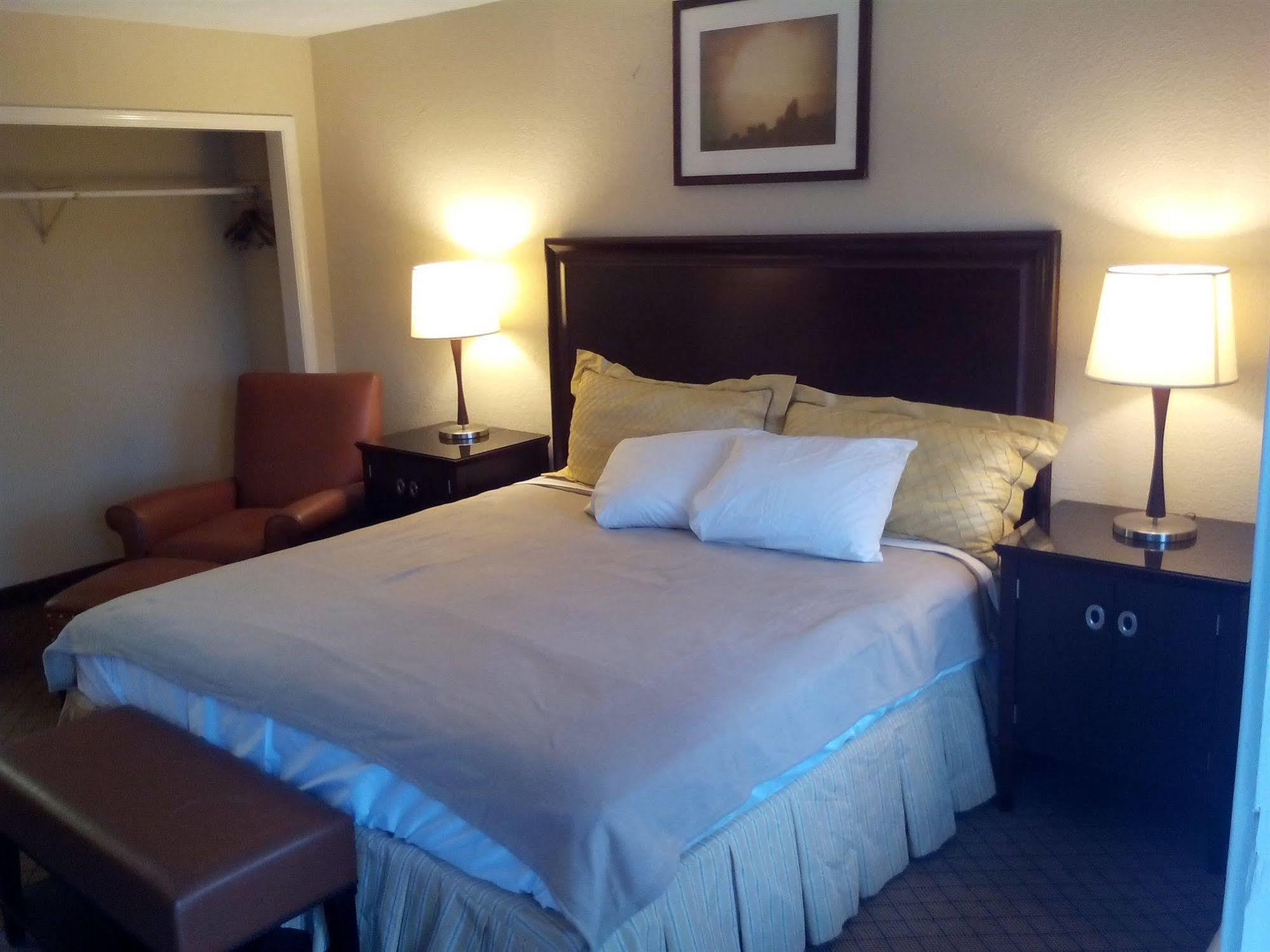 Travel Inn & Suites Humble Ngoại thất bức ảnh