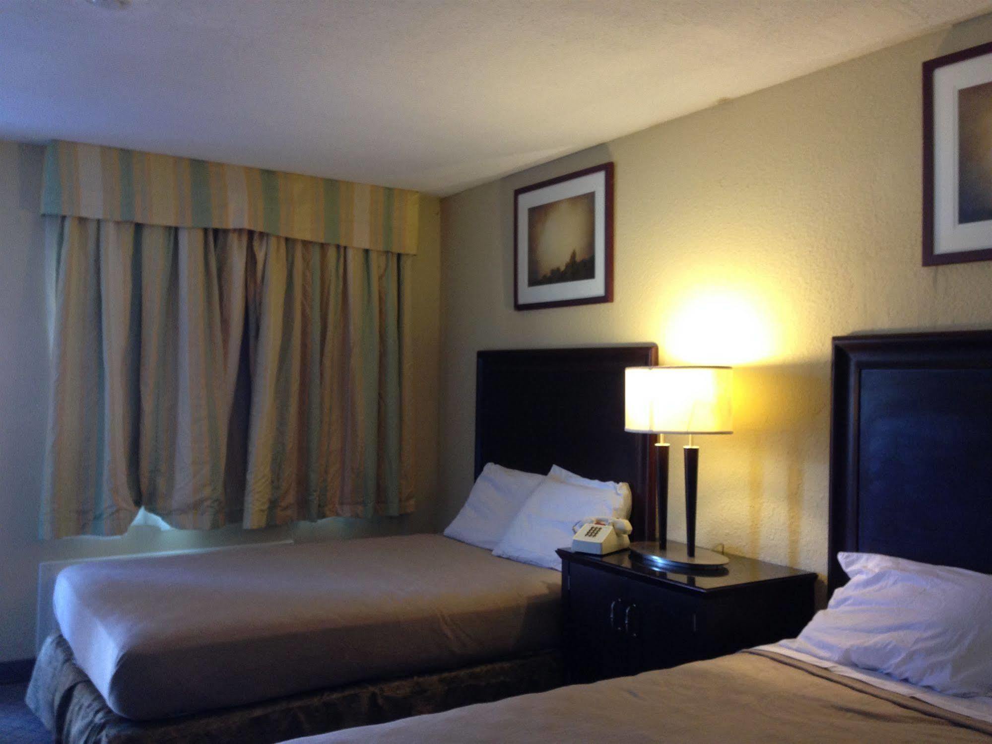 Travel Inn & Suites Humble Ngoại thất bức ảnh