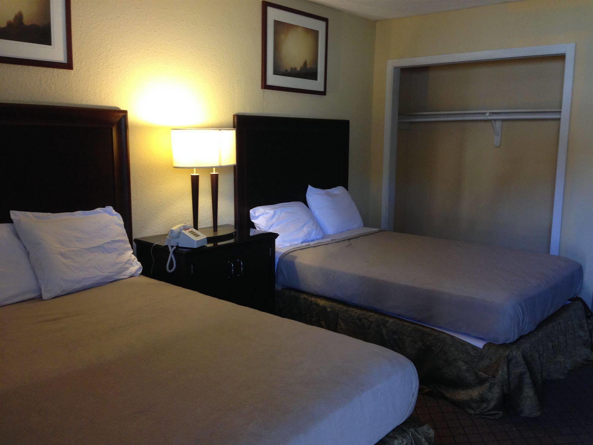 Travel Inn & Suites Humble Ngoại thất bức ảnh