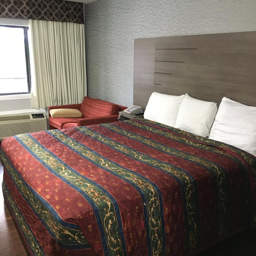 Travel Inn & Suites Humble Ngoại thất bức ảnh